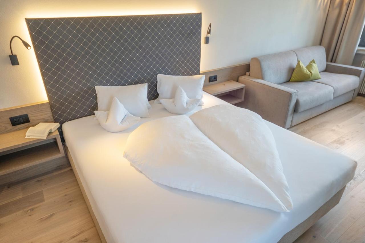 Hotel Klarnerhof Schenna Eksteriør billede