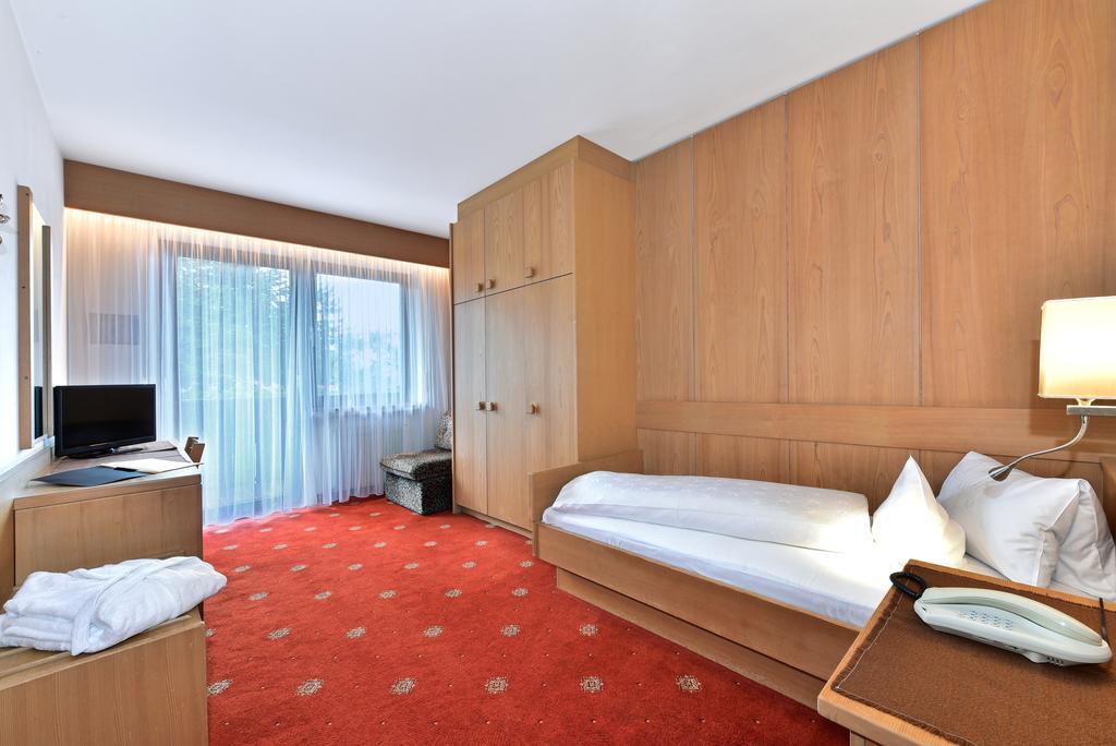 Hotel Klarnerhof Schenna Eksteriør billede